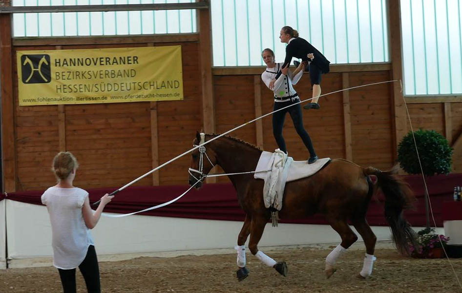 Vivian Vankann, Nikola Becker - Pferd Dobby. Fotos: Verein
