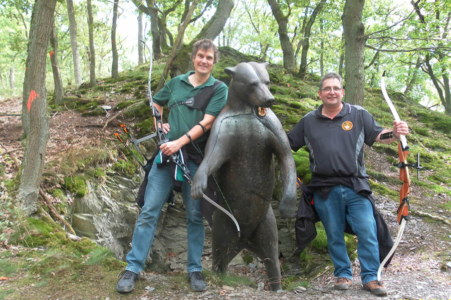 Bogenabteilung der SGi Feldkirchen fuhr zum 3D-Schieen 