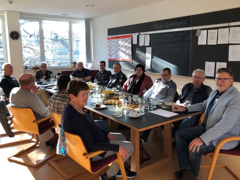 Teilnehmende der Selbsthilfe-Tagung im Fachkrankenhaus Vielbach. Foto: Veranstalter