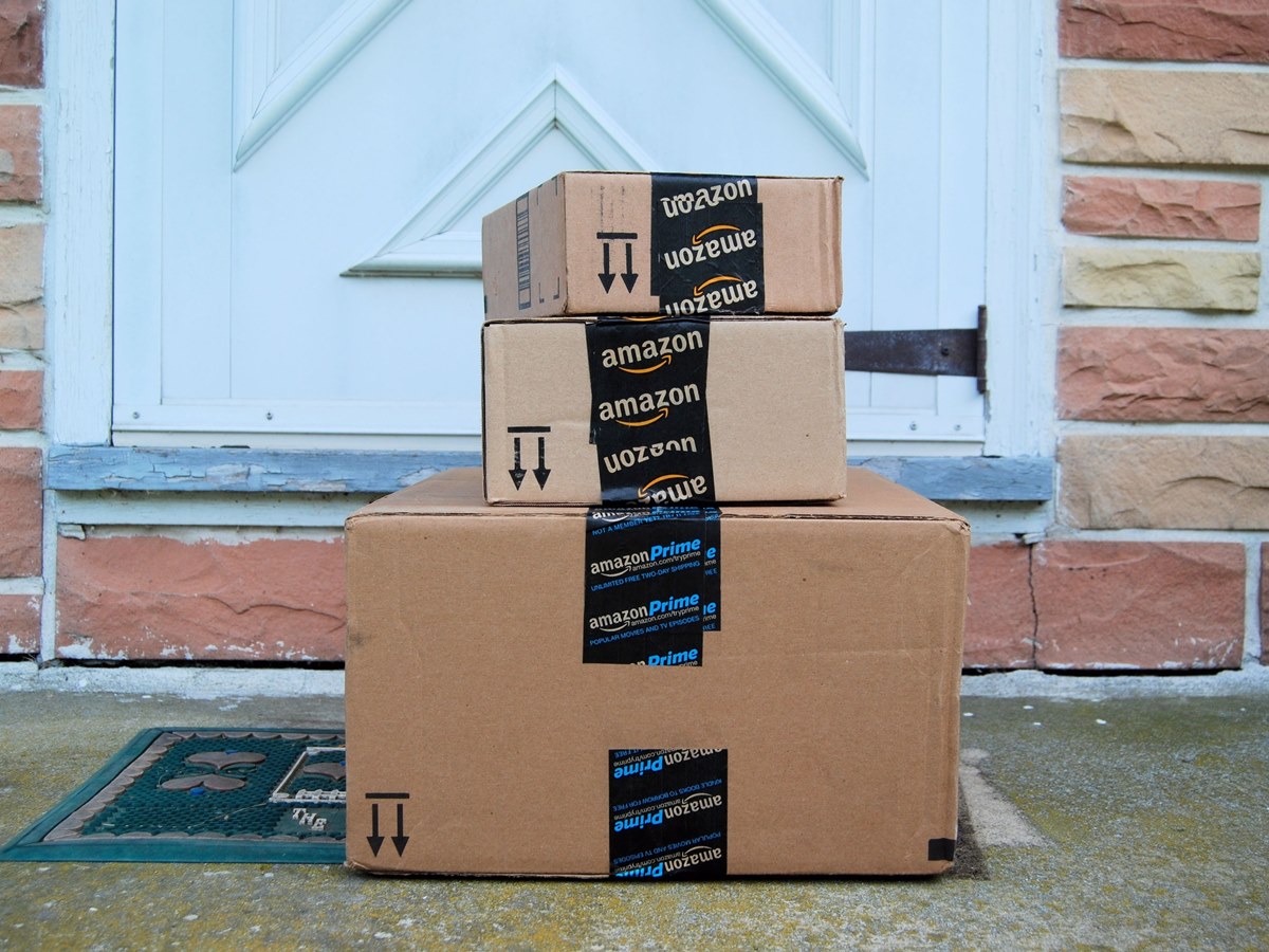 Bereits viele Menschen haben sich der Sammelklage gegen Amazon angeschlossen. (Foto: VZ NRW/adpic)