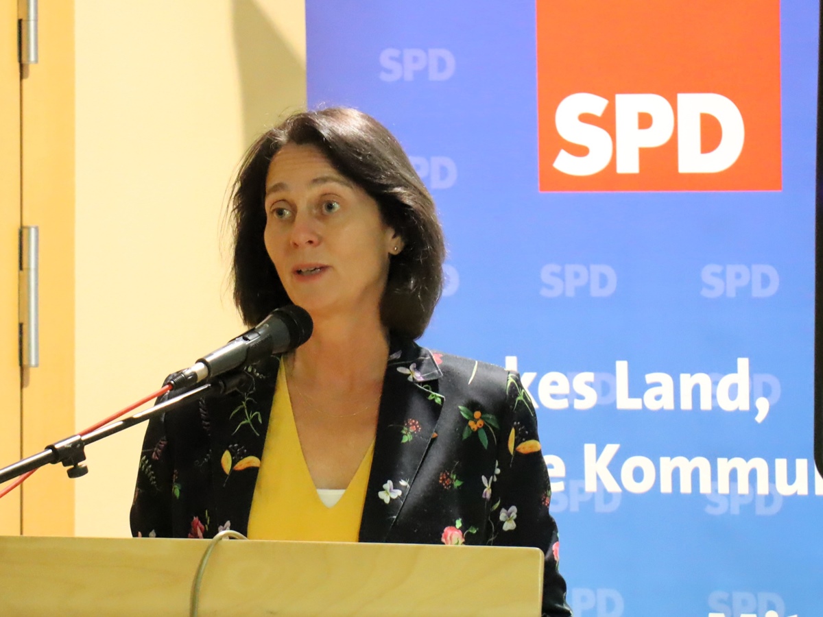 Katarina Barley bei ihrer Rede (Foto: SPD-OV / Michael Nagel)