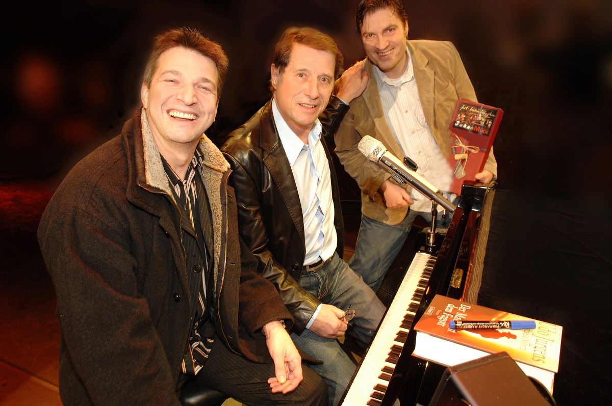 In der Mitte: Udo Jrgens, links sein Double Hubby Scherhag, rechts Peter Seydel. (Foto: Peter Seydel)