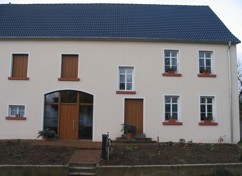 Ein saniertes Bauernhaus  jetzt ein Niedrigenergiehaus (Fotos: VZ RLP/ Bernhard Andre)