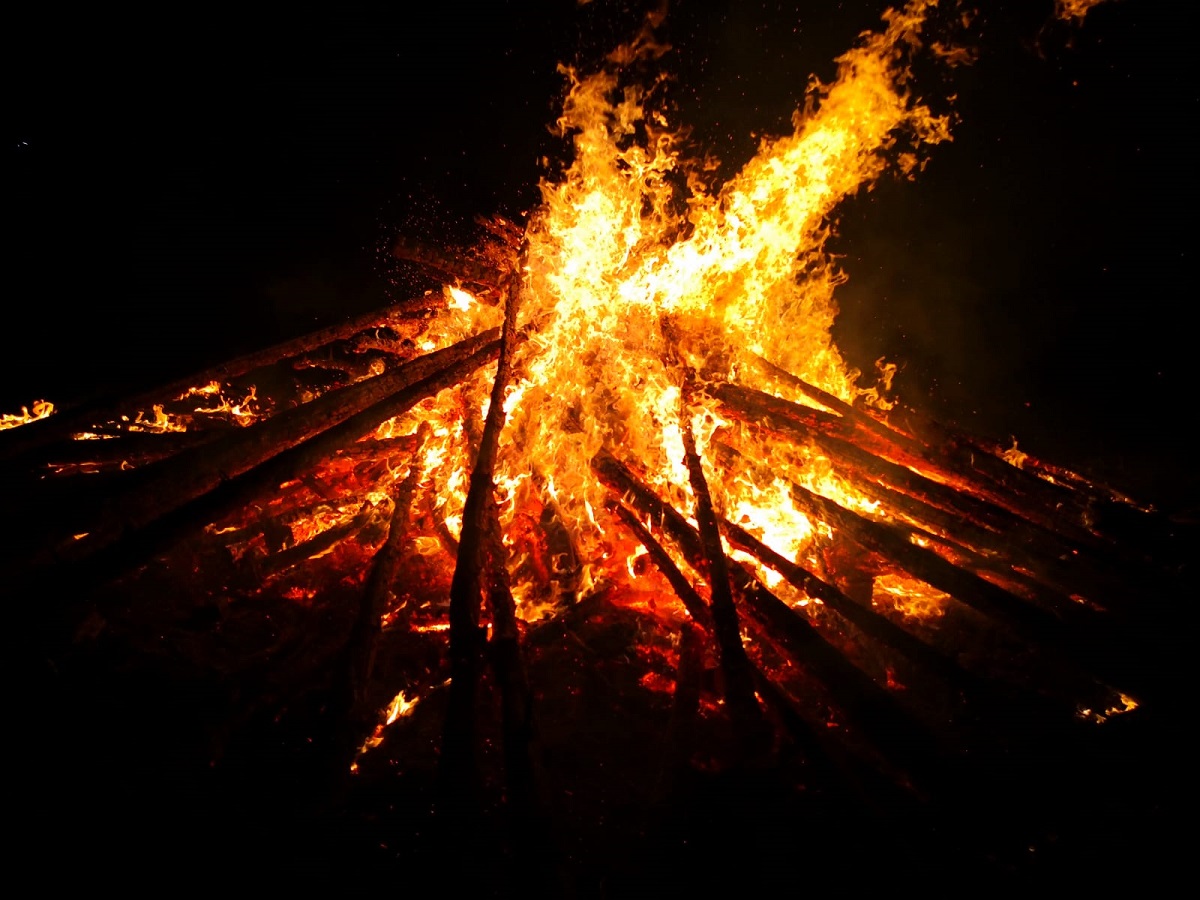 Martinsfeuer des vergangenen Jahres in Caan. Foto: Ortsgemeinde Caan