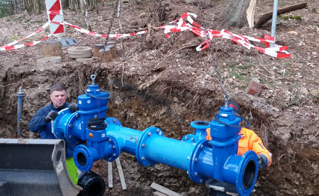 Neues Schieberkreuz in Grindel sichert Wasserversorgung