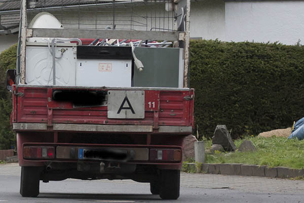 Illegale Schrottsammler in Raubach gestellt