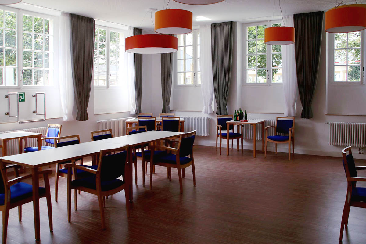 Der neugestaltete Raum im Kurhaus fr den Seniorentreff am Donnerstag  Eingang Weyermannallee. Foto: Stadt Bad Honnef