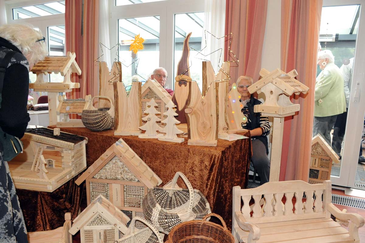 Herbstmarkt nach langer Pause: DRK-Seniorenzentrum Altenkirchen hatte eingeladen