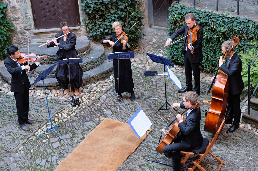 Serenade auf Schloss Schnstein (Foto: PEN/Wissener eigenART)