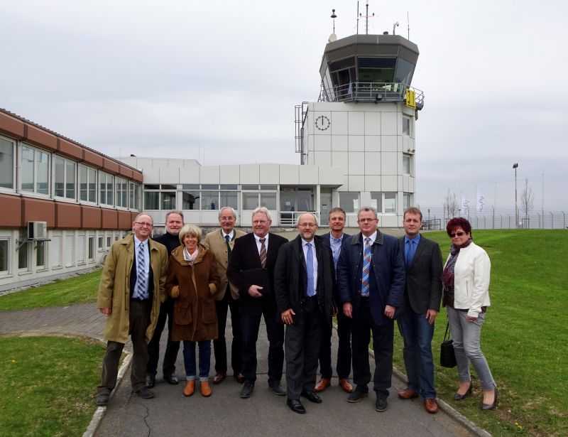 Delegation am Siegerlandflughafen. Foto: CDU Westerwald