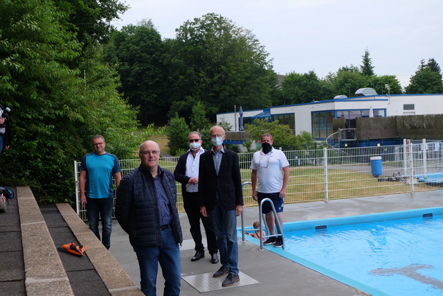 Freibad im Wissener Siegtalbad endlich geffnet