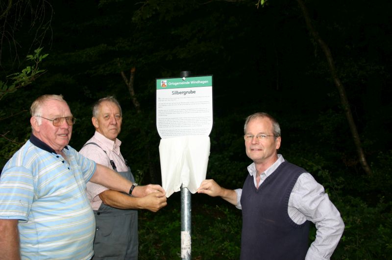 V.l.n.r. Dieter Meyer 2. Vorsitzender, Hans-Georg Dulisch, Kassierer, Dr. Thomas Stumpf Vorsitzender. Fotos: privat 