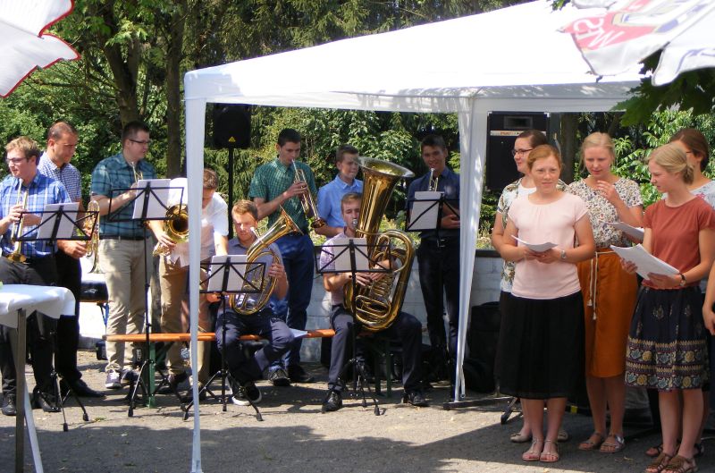 Frhliches Sommerfest im Haus am Linzer Berg