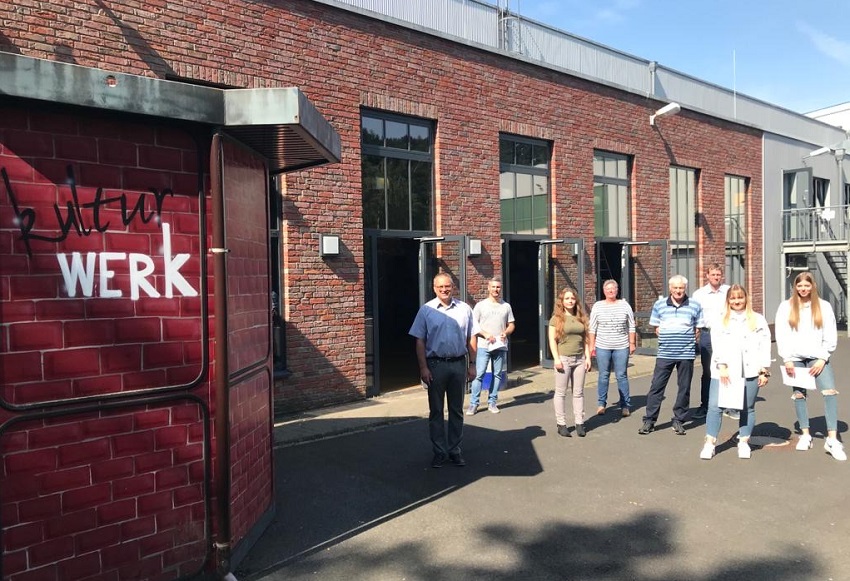 Freuen sich auf die Sommerschule in Wissen: v.l. Berno Neuhoff, Timo Fiebach (kulturWERKwissen), Maike Schmidt (Studentin), Ursula Brenner, Jrgen Nickel (Lehrkraft), Markus Wrthen, Sarina Lautner (angehende Studentin) Solveig Stelter (angehende Studentin) (Foto: VG Wissen)