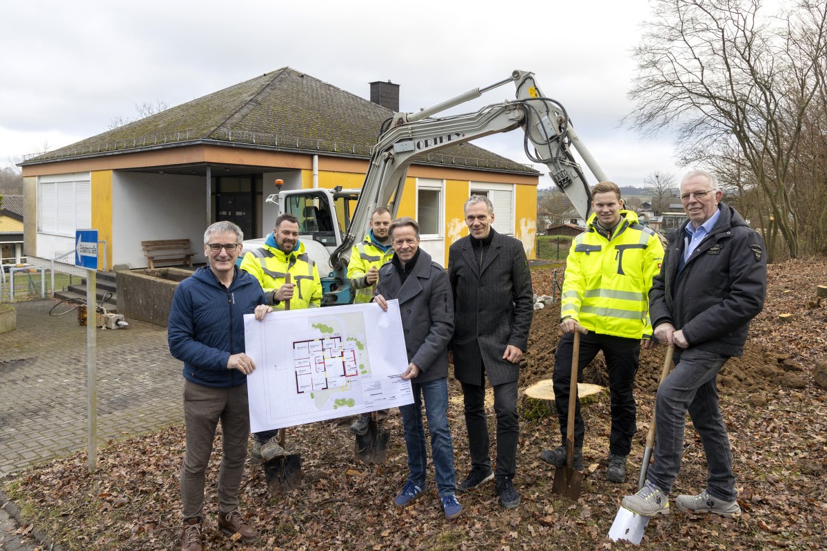 Spatenstich in Hattert (Foto: R�der-Moldenhauer)