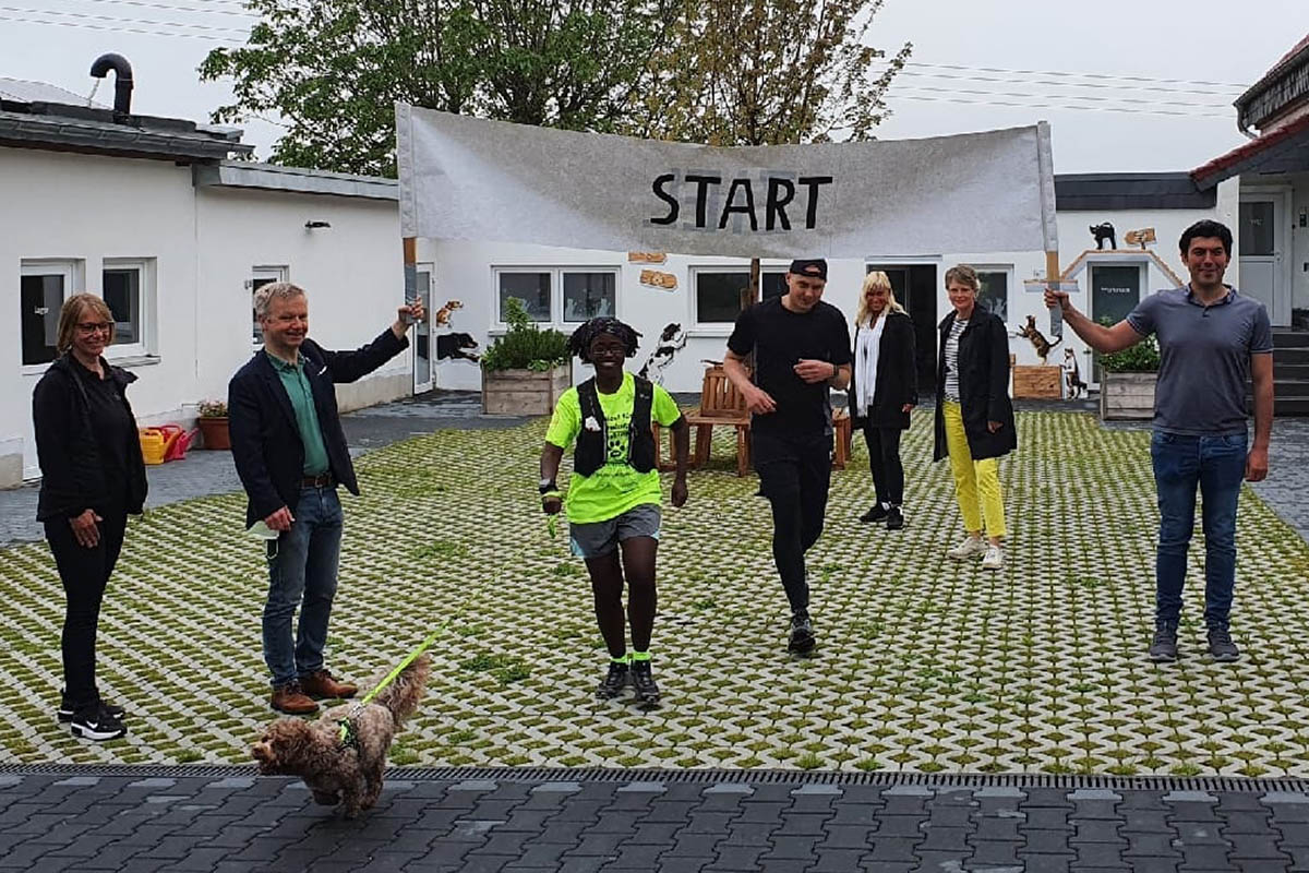 Spenden-Marathonlauf von Mauricia von Siegler zugunsten des Tierschutz Siebengebirge 