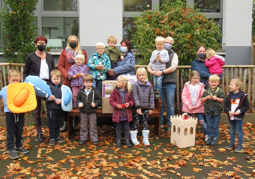 Spende fr die Kindertagessttte Zur Wundertte in Pracht