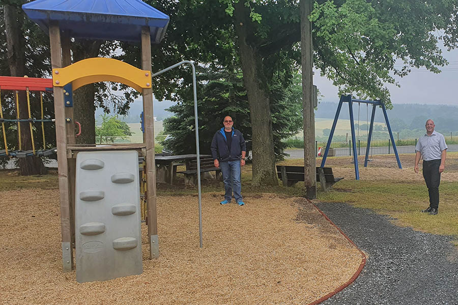 Windhagen: Spielplatz umgestaltet und neues Ratsmitglied