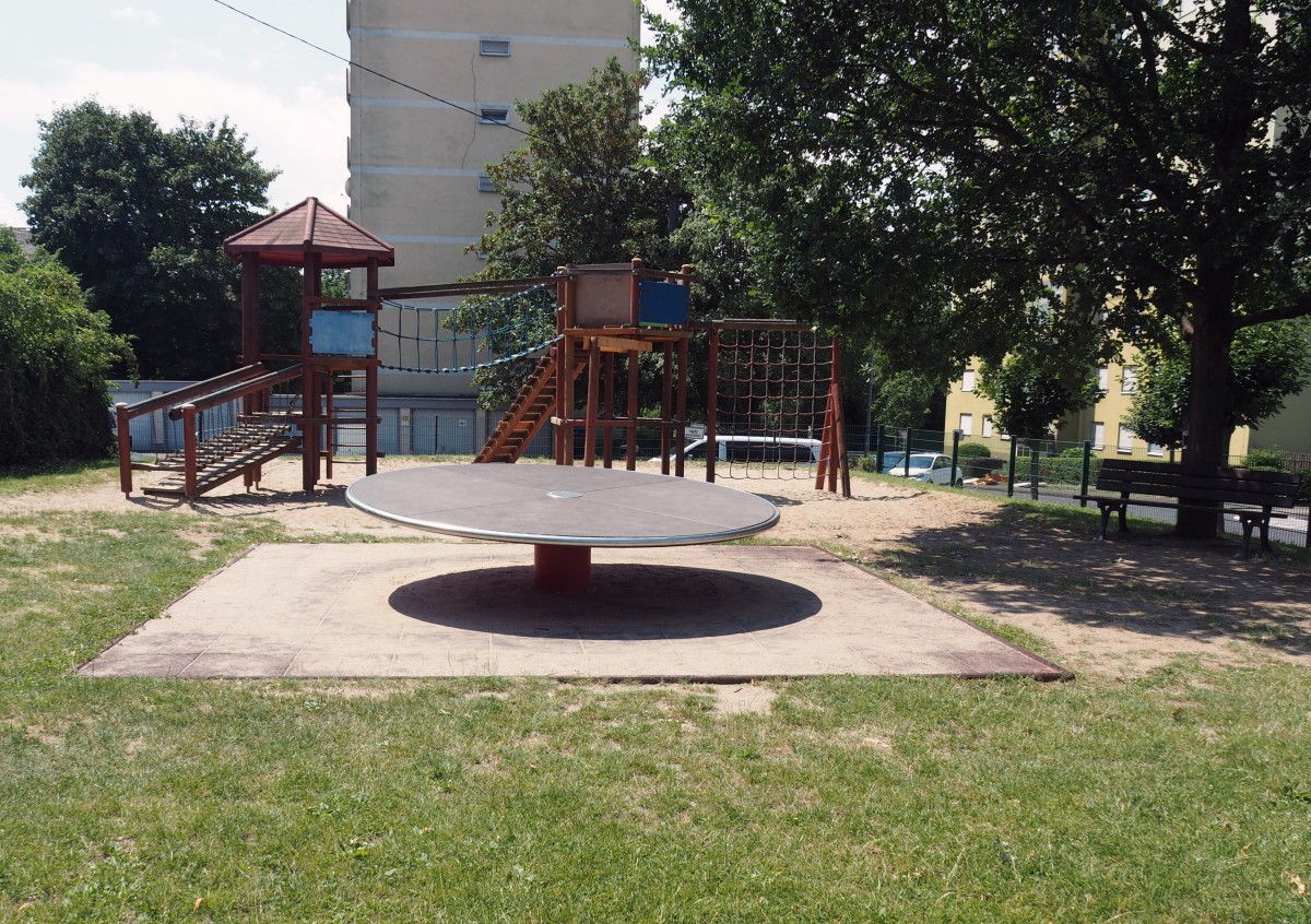 Kinder und Familien gestalten Bendorfer Spielplatz mit