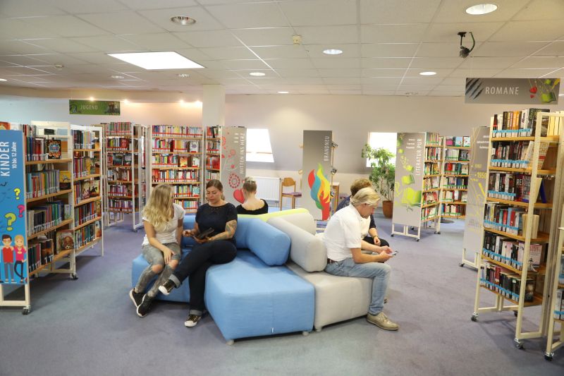 Nicht nur ein Ort fr die Lektre: die Stadtbibliothek Montabaur ist auch ein beliebter Treffpunkt. Foto: privat