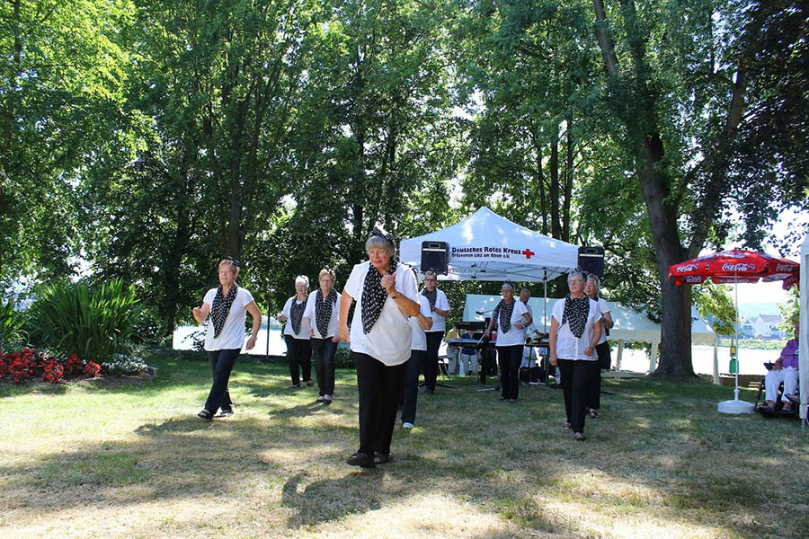 DRK untersttzte Stadtgartenfest der Linzer Seniorenheime