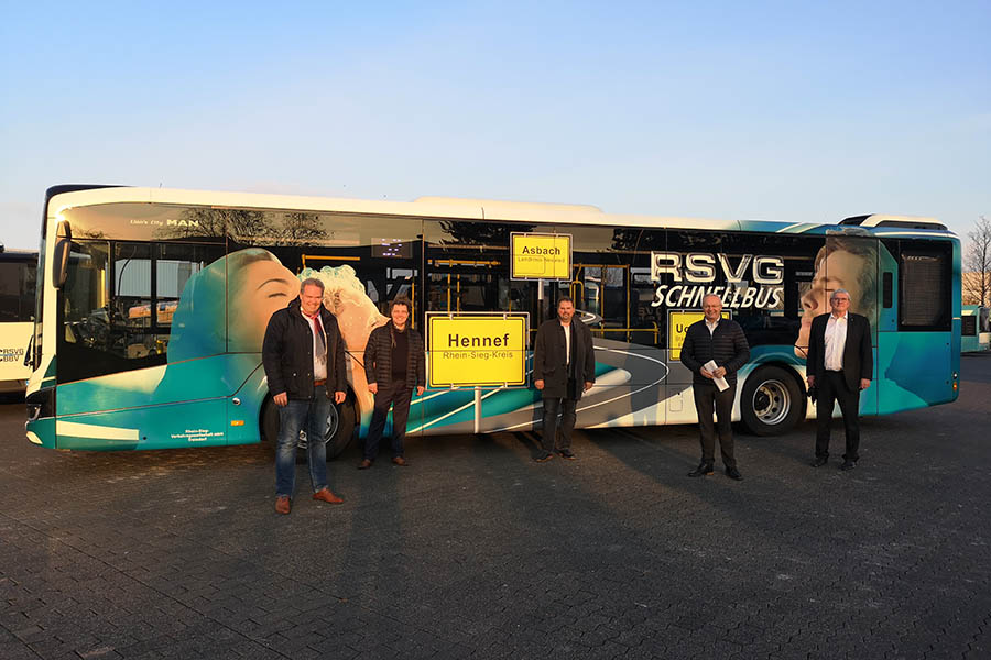 Mit dem Fahrplanwechsel startet die Schnellbuslinie 52, die auf direktem Wege Hennef, Uckerath und die rheinland-pflzische Gemeinde Asbach miteinander verbindet. Foto: Kreisverwaltung