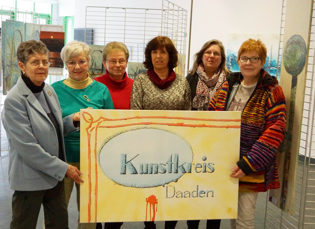 Heimische Knstlerinnen prsentieren ihre Werke im DRK Krankenhaus Kirchen. Foto: Verein