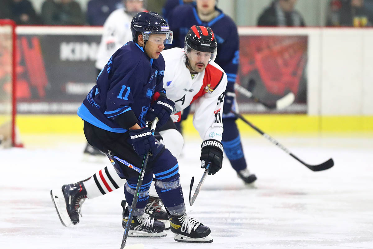 EHC-Neuzugang Miles Steinschneider feierte unter der Woche seinen 29. Geburtstag. Platz 1 in der Qualifikationsgruppe B wre das nachtrgliche Geschenk fr ihn. Foto: Verein