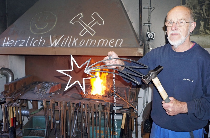 Gelungen ist ein eiserner Stern, den Arthur Gro in der Grubenschmiede geschaffen hat(Foto: Joachim Weger)