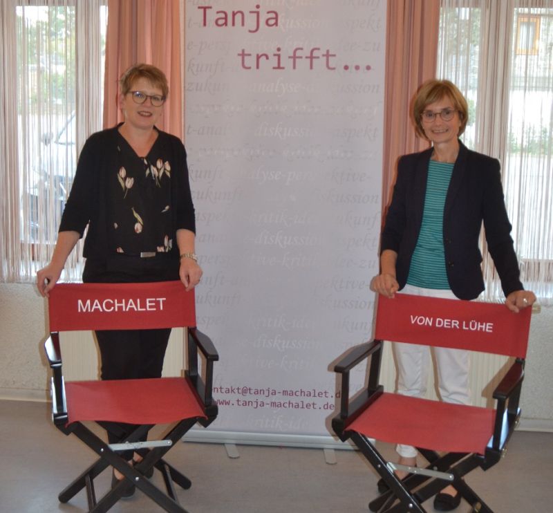 Dr. Tanja Machalet mit Ulrike von der Lhe, Verbraucherzentrale Rheinland-Pfalz. Foto: privat