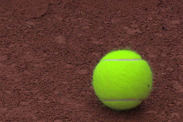 Rheinbrohl spielt Tennis