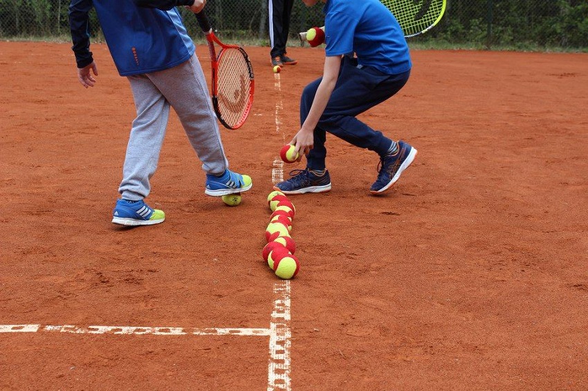 Land frdert Sportvereine bei Bauprojekten