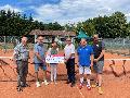 Sparkasse Westerwald-Sieg unterstützt den Tennisverein Westerburg e. V. bei Anschaffung von Photovoltaikanlage