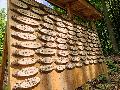 Ein Zeichen der Gemeinschaft: Spendenwand am neuen Waldspielplatz am Fl�rchen bei H�hr-Grenzhausen