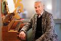 Seit 60 Jahren entlockt Eberhard Strder der Orgel eine "Mords-Musik"