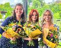 Erfolgreicher Abschluss: Vier junge Frauen verstrken die OP-Teams