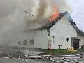 Aktualisiert: Grobrand in Kircheib - Wohnhaus steht in Flammen, B 8 gesperrt