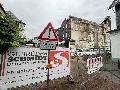 Abriss der Betzdorfer Brandruine an der Bahnhofstra�e beginnt