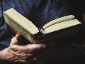 Literaturgesprchskreis Holler diskutiert Kstners umstrittenes Werk
