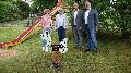 Neue Spielgerte in Hvels und Mittelhof: EAM frdert Bewegung im Freien
