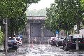 Stadt Neuwied schliet Deichtor wegen Hochwasser
