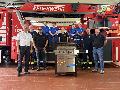 Inno Friction GmbH spendet Gasgrill an Jugendfeuerwehr Hamm (Sieg)