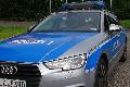 Pkw touchiert Radfahrer und flchtet anschlieend
