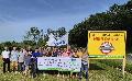 Gelbe Banner entlang der B 8 erinnern: Nein zu geplanten Ortsumgehungen
