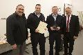Freiwillige Feuerwehr Melsbach erhlt Ehrenamtspreis der VG Rengsdorf-Waldbreitbach