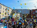 Ballons für den Frieden des Seniorenzentrums in Dernbach