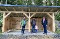 Oberraden: Neue Schutzhütte im Aubachtal und Burschen spenden