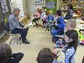 Brgermeister und Landrat lasen an der Grundschule Etzbach