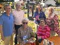 Wein-Lesung zur Einweihung des B�cherschranks am Akazienweg im Linzer Stadtteil Roniger Hof