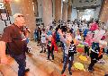 Kreativer Kinderkirchentag feiert Party mit Tiefgang in Gemnden